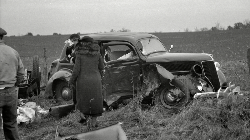 Illustration for article titled Crash Photos From The Beginning Of Motoring Are Stunningly Beautiful